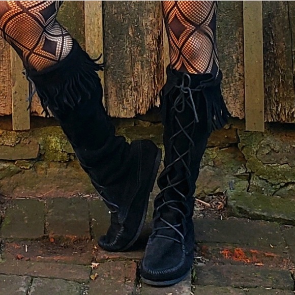 LIKE🆕MINNETONKA CHESTNUT BROWN SUEDE LACEUP FRINGE MOCCASIN KNEE BOOTS - Picture 16 of 16